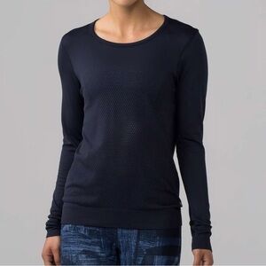 Lululemon Long Sleeve Breeze top